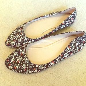 Printed floral flats